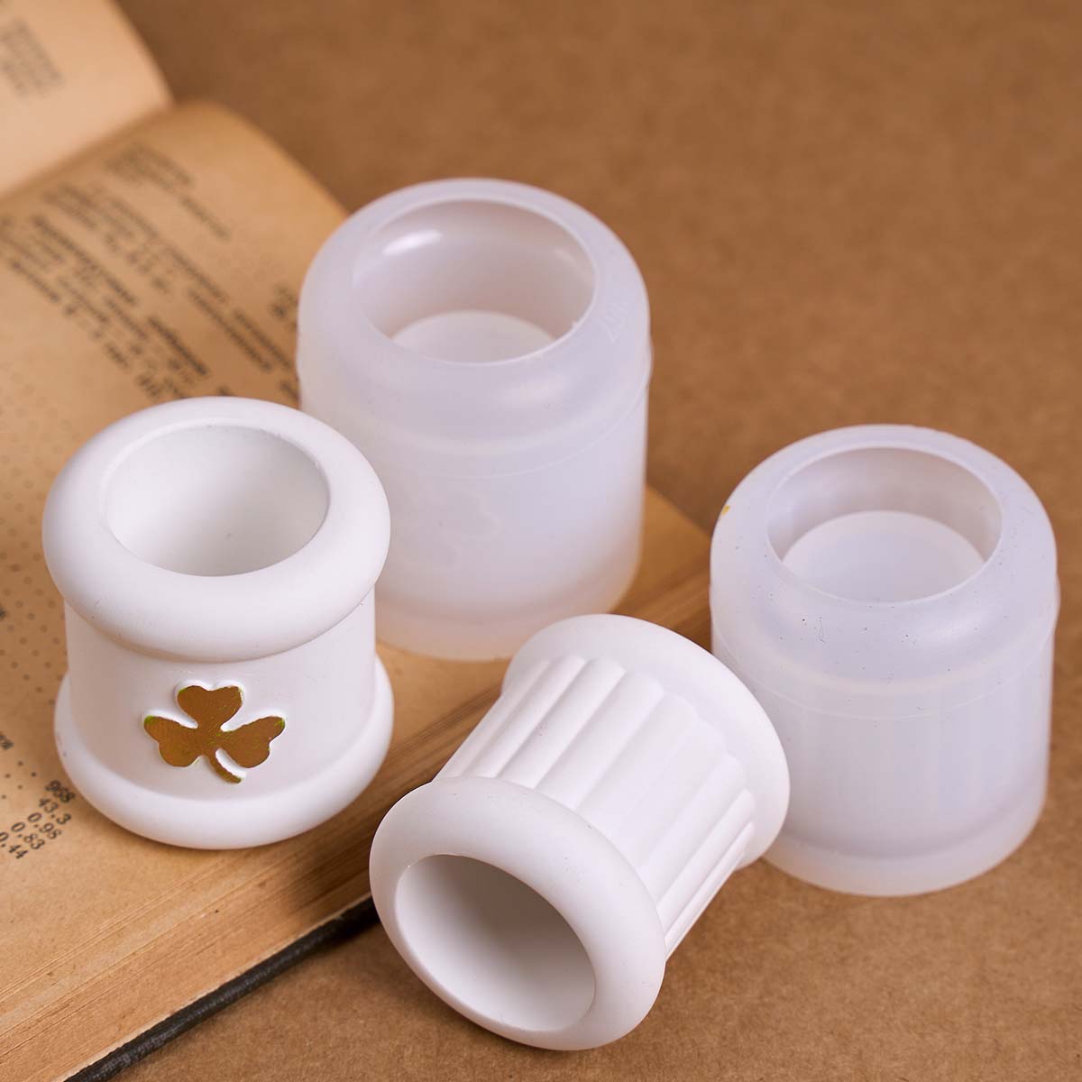 Clover Love Anchor Candlestick - Candle Quotes ulasan dan harga
